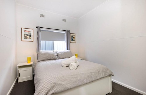 Culburra Beach House | Cunjevoi Beach House - Pet Friendly - 5 Mins to Beach