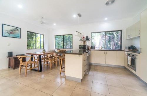 Jubilee Pocket House | Curlew Cove
