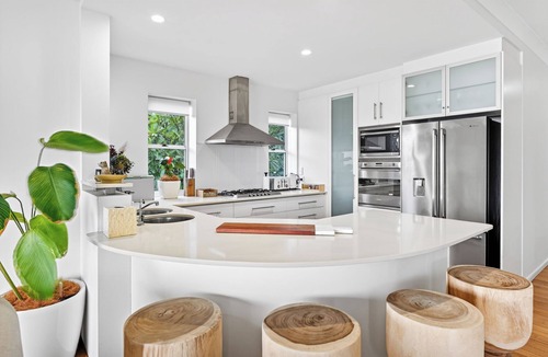 Currumbin House | Currumbin Beach House - Oceanfront