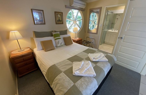 North Tamborine Cottage | Curtis Cottage