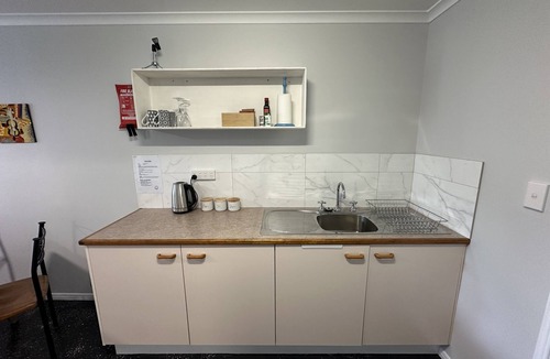 Kuluin Apartment | Cute little Ex-Recording studio turned guesthouse. Central & family friendly!
