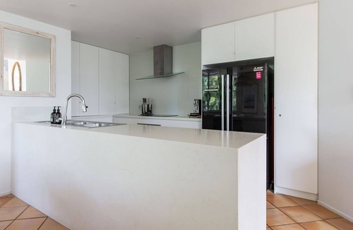 Noosa Heads Villa | CUVEE - Beach, views, relax in style