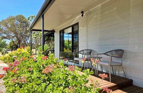 Cygnet River House | Cygnet Escape
