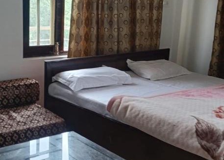 Sidhpur Bed & Breakfast | D Divine