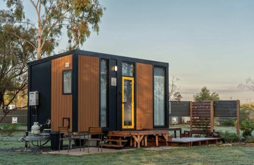 Kudla House | D&L Cottage by Tiny Away