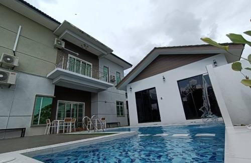 Kampung Dusun Melintang Villa | D’Villa Alaghapoo