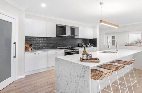 Pokolbin House | D'VINE COTTAGE - THE VINTAGE HOLIDAY HOUSES