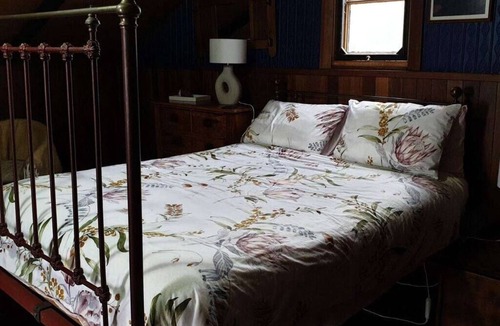Katrine House | "Dairy" Rustic style accommodation with Mod Cons