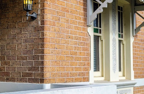Orange House | Dalton Bungalow - Heritage Character