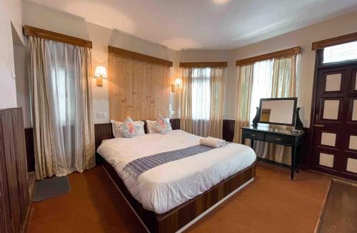 Darjeeling Apartment | Daphne House