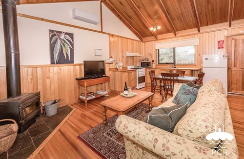 Yanakie Cabin | Darby Cottage Summary