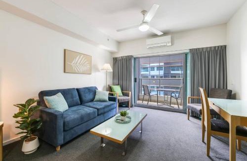 Darwin City Centre House | Darwin City Centre Apt Pool & Gym Free parking