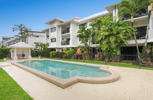 Cairns Apartment | Dawnbreak Sunrise Balcony and Resort Pool