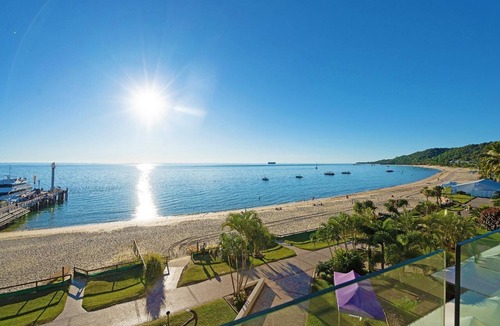 Brisbane Waterfront Apartment | Deep Blue 12 - Tangalooma - Moreton Island