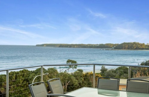 Mollymook Beach House | Deja View - Breathtaking Beach House in Mollymook