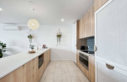 Batemans Bay Apartment | Deluxe 3-Bed Unit with Views