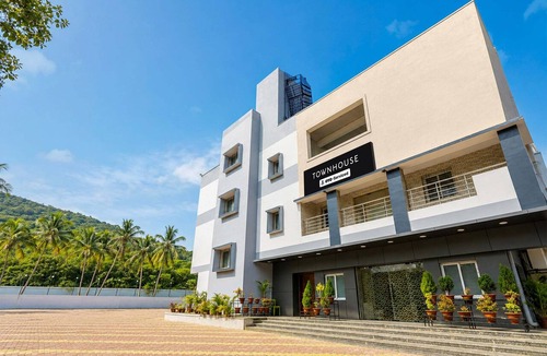Jamshedpur House | Deluxe JR Royals