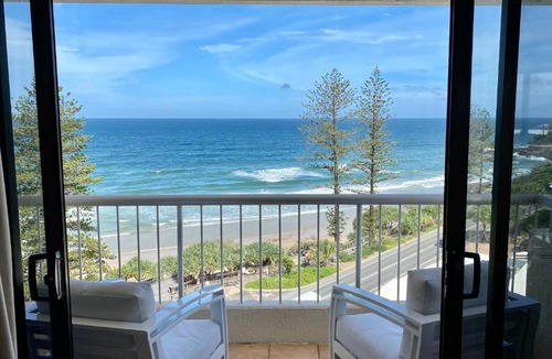 Coolum Beach Apartment | Deluxe Two Bedroom Apartment with Ocean Views
