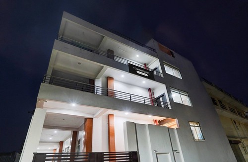 Mohangarh House | Deluxe with Twin BedHotel Sky Inn