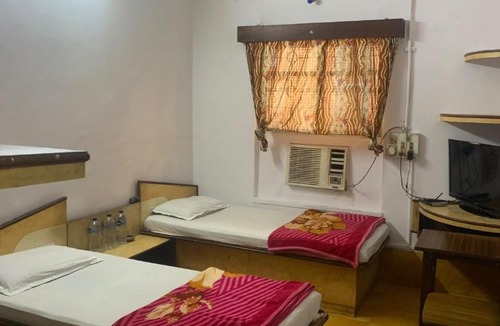 Sealdah Hotel | Denar hotel kolkata