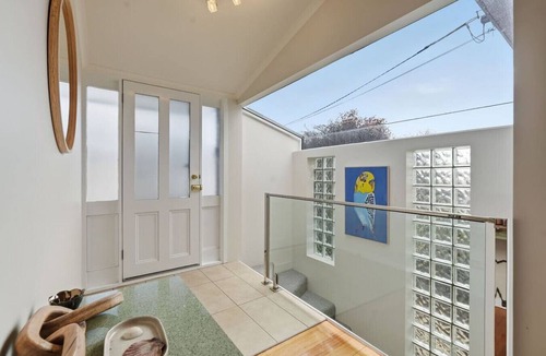 Sandy Bay House | Derwent Views & Hot Tub Escape