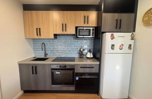 Austins Ferry House | Derwent Waters Hideway