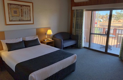 Coober Pedy Hotel | Desert Cave Hotel