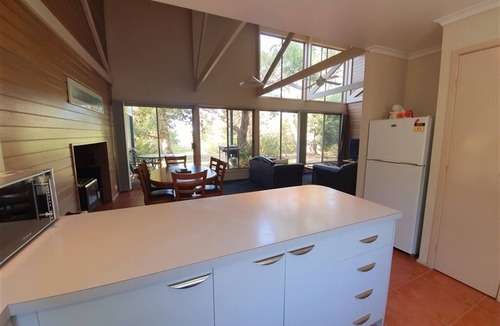 Forge Creek Apartment | Despatch - 1 Nt(waterfront)