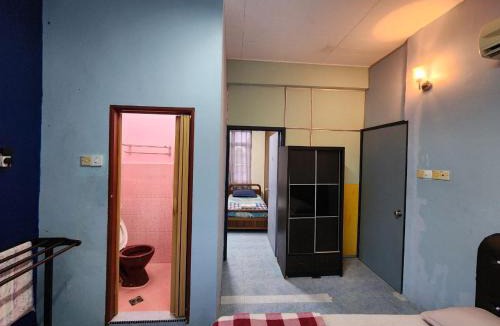 Kampung Janda Hotel | Deummah Guest Room