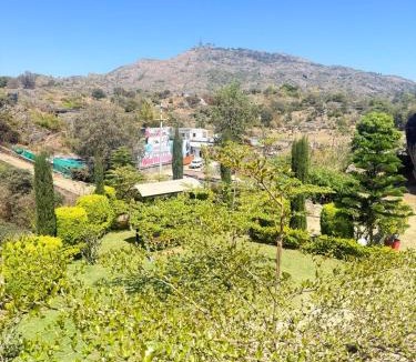 Abu Road Hotel | Dev Cottage