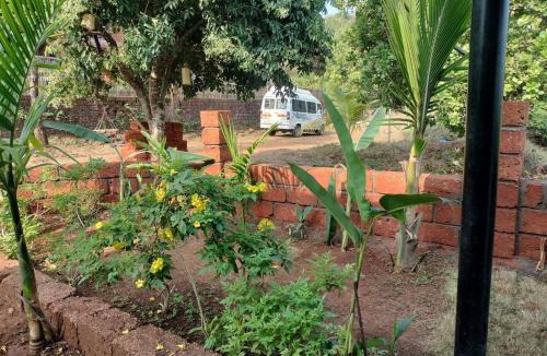 Dapoli Villa | Devrai Villa