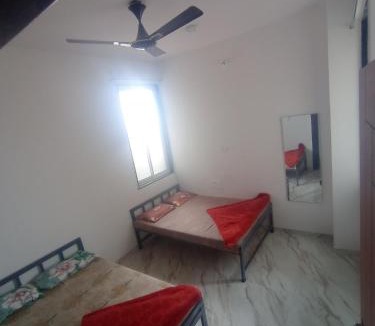 Kolhapur House | Dhanalaxmi Yatri Nivas