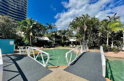 Mermaid Beach Apartment | Diamond Beach 84