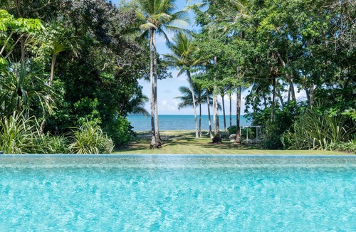 Newell Villa | Diamond by the sea - Direct Beach access & Pool