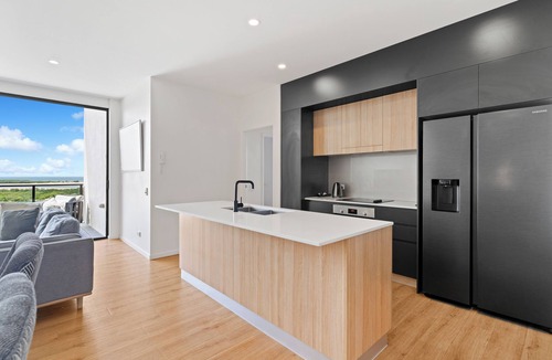 Maroochydore Apartment | Direct Collective - Rhythm on Beach