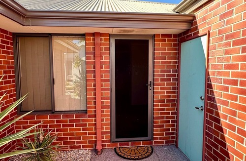 South Bunbury House | # Discover Comfort and Convenience at South Bunbury Holiday Home: Your Ideal Getaway