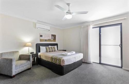 Blackwater Hotel | Discovery Parks - Blackwater Central Motel