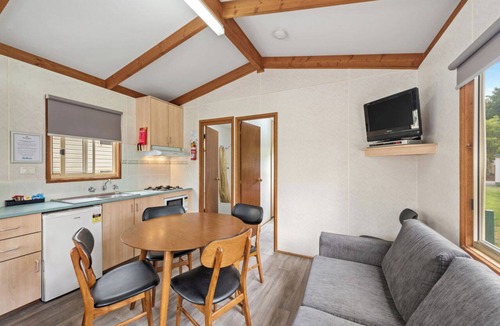 Clare Cabin | Discovery Parks - Clare