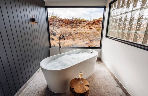 Kings Canyon Hotel | Discovery Resorts - Kings Canyon