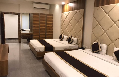 Abu Road Hotel | Divya Hotel & Restaurant