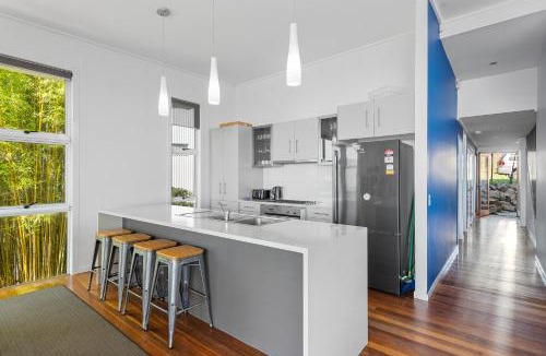 Brisbane Waterfront House | DOLCE VILLA