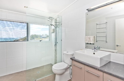 Brisbane Waterfront House | Dolce Villa @ Tangalooma