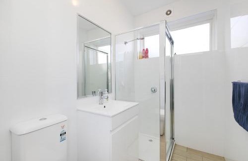 Balaclava Apartment | Domi Rentals - The Carlisle Apartments