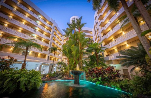 Cairns Central Business District Hotel | DoubleTree by Hilton Cairns