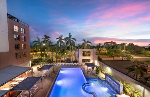 Darwin City Centre Hotel | DoubleTree by Hilton Esplanade Darwin