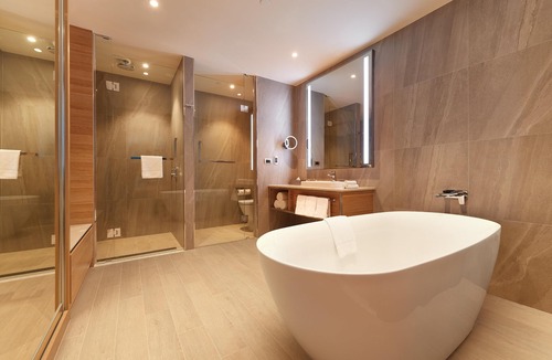 Perth Central Business District Hotel | DoubleTree by Hilton Perth Waterfront