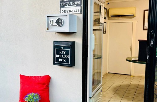 South Toowoomba Hotel | Downs Motel