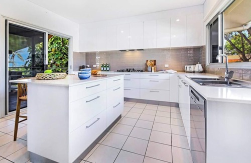Nightcliff House | DRIFT Seaview Serenity at Luxe Poolside Villa