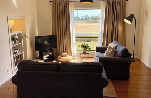 Devonport House | Driftaway@ Devonport