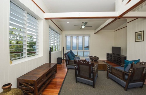 Picnic Bay House | Driftwood